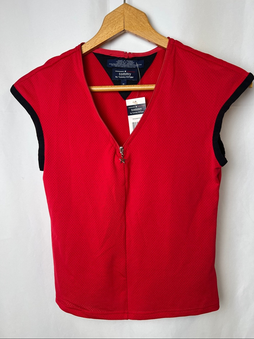 Vintage 1999 NWT Tommy Hilfiger Women’s Red Sleeveless / Cap Sleeve Mesh Top